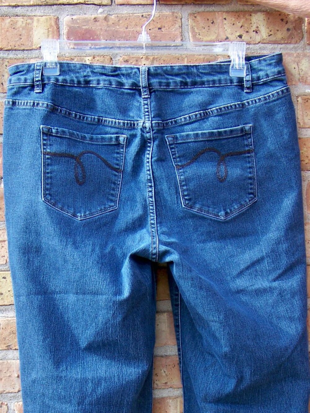 Avenue Women's Jeans with Detailed Pockets, Size 18 Tall